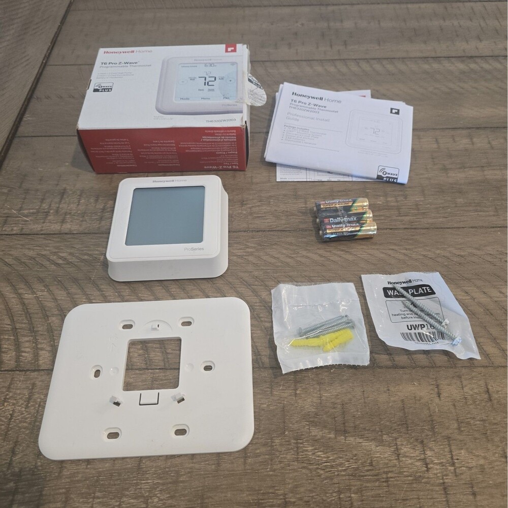 Honeywell T6 Pro Series Z-Wave Programmable Thermostat - White (TH6320ZW2003)